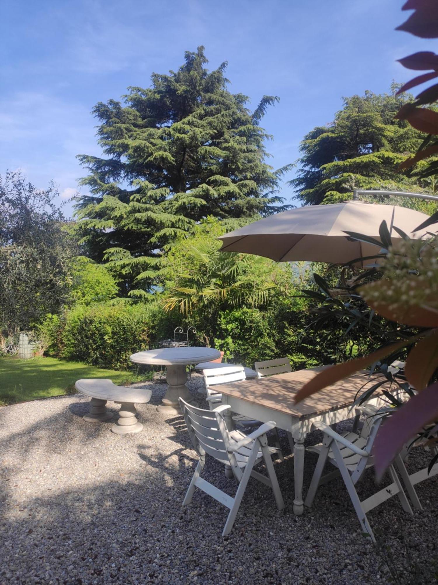 Villa Riva Lago - Apartment With Parking Tavernola Bergamasca Kültér fotó